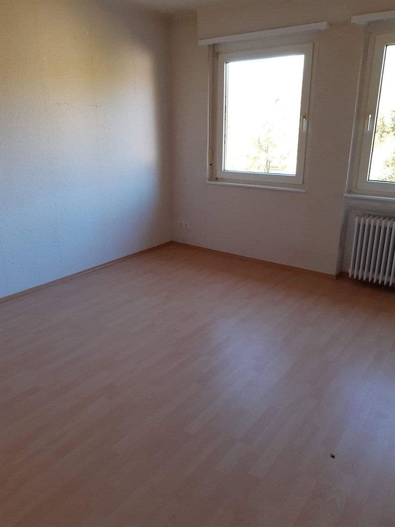 Pronájem bytu 4+1 105 m², Zweibrücken, Porýní-Falc Pronájem bytu 4+1 105 m², Zweibrücken, Porýní-Falc