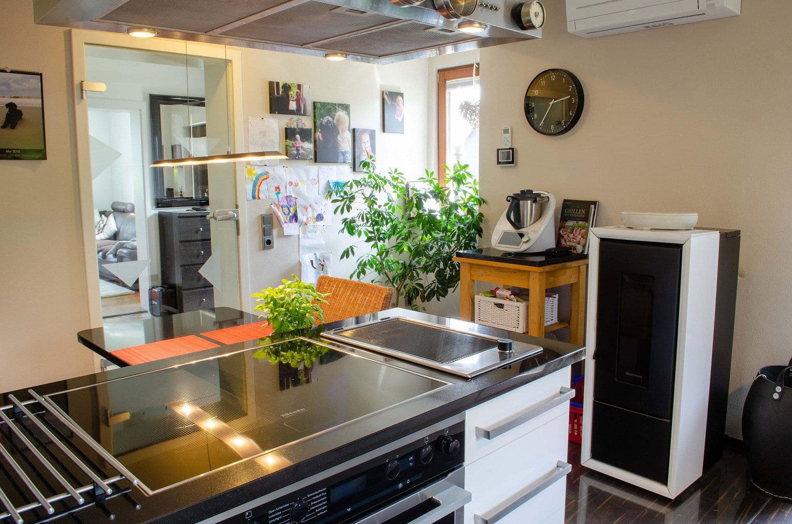 Prodej domu 164 m², pozemek 1.033 m², Am Schürenfeld 11a, Bergneustadt, Severní Porýní-Vestfálsko Prodej domu 164 m², pozemek 1.033 m², Am Schürenfeld 11a, Bergneustadt, Severní Porýní-Vestfálsko
