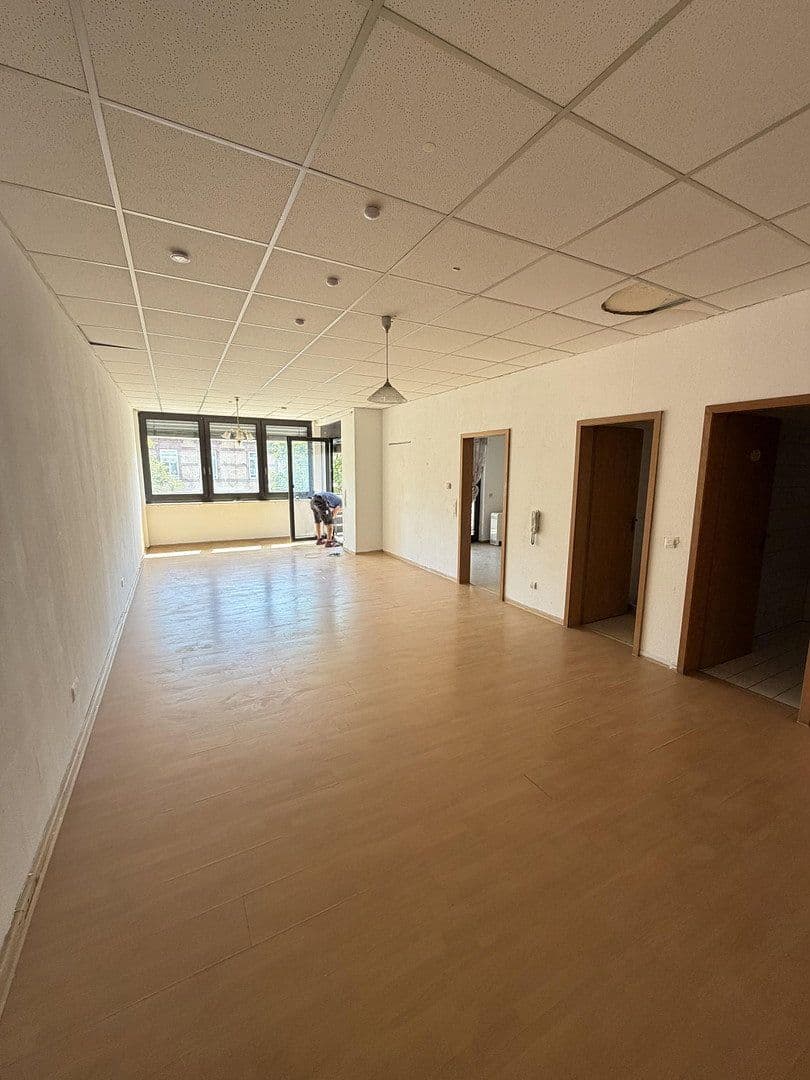 Pronájem bytu 2+1 75 m², Ludwigstraße 70, Wald-Michelbach, Hessen Pronájem bytu 2+1 75 m², Ludwigstraße 70, Wald-Michelbach, Hessen