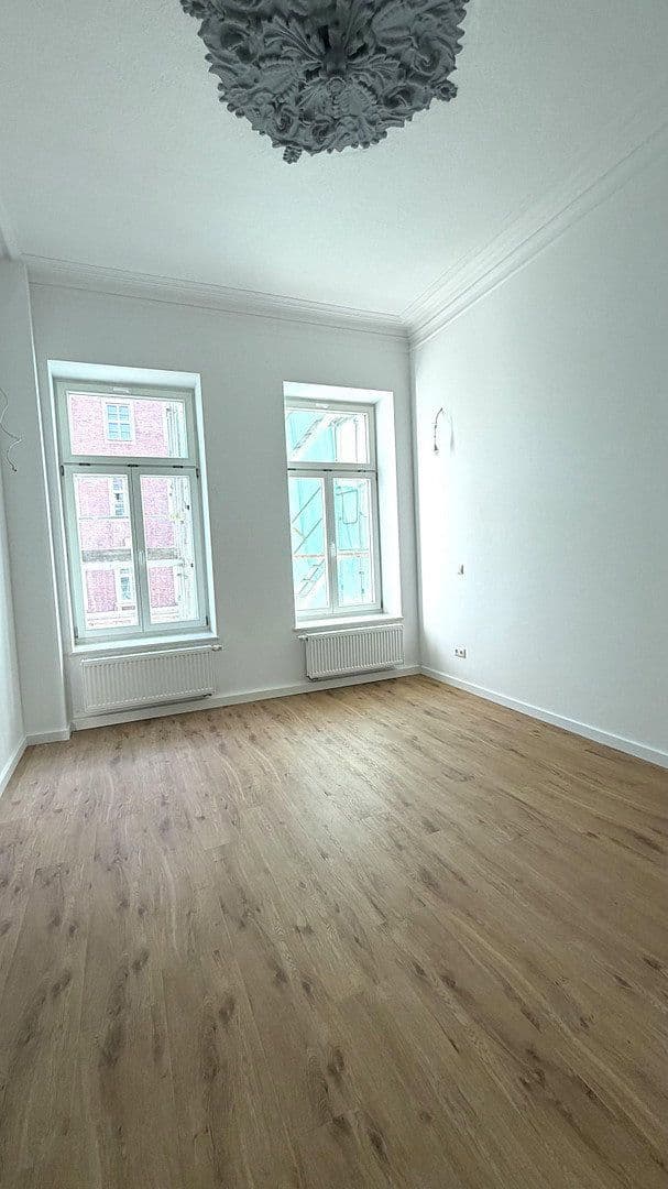 Pronájem bytu 3+1 85 m², Adalbertsteinweg 111, Cáchy, Severní Porýní-Vestfálsko Pronájem bytu 3+1 85 m², Adalbertsteinweg 111, Cáchy, Severní Porýní-Vestfálsko