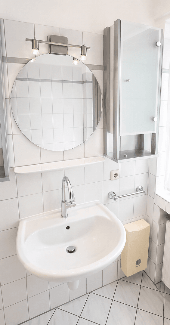 Pronájem bytu 3+1 66 m², Hatzfelder Str. 46, Paderborn, Severní Porýní-Vestfálsko Pronájem bytu 3+1 66 m², Hatzfelder Str. 46, Paderborn, Severní Porýní-Vestfálsko