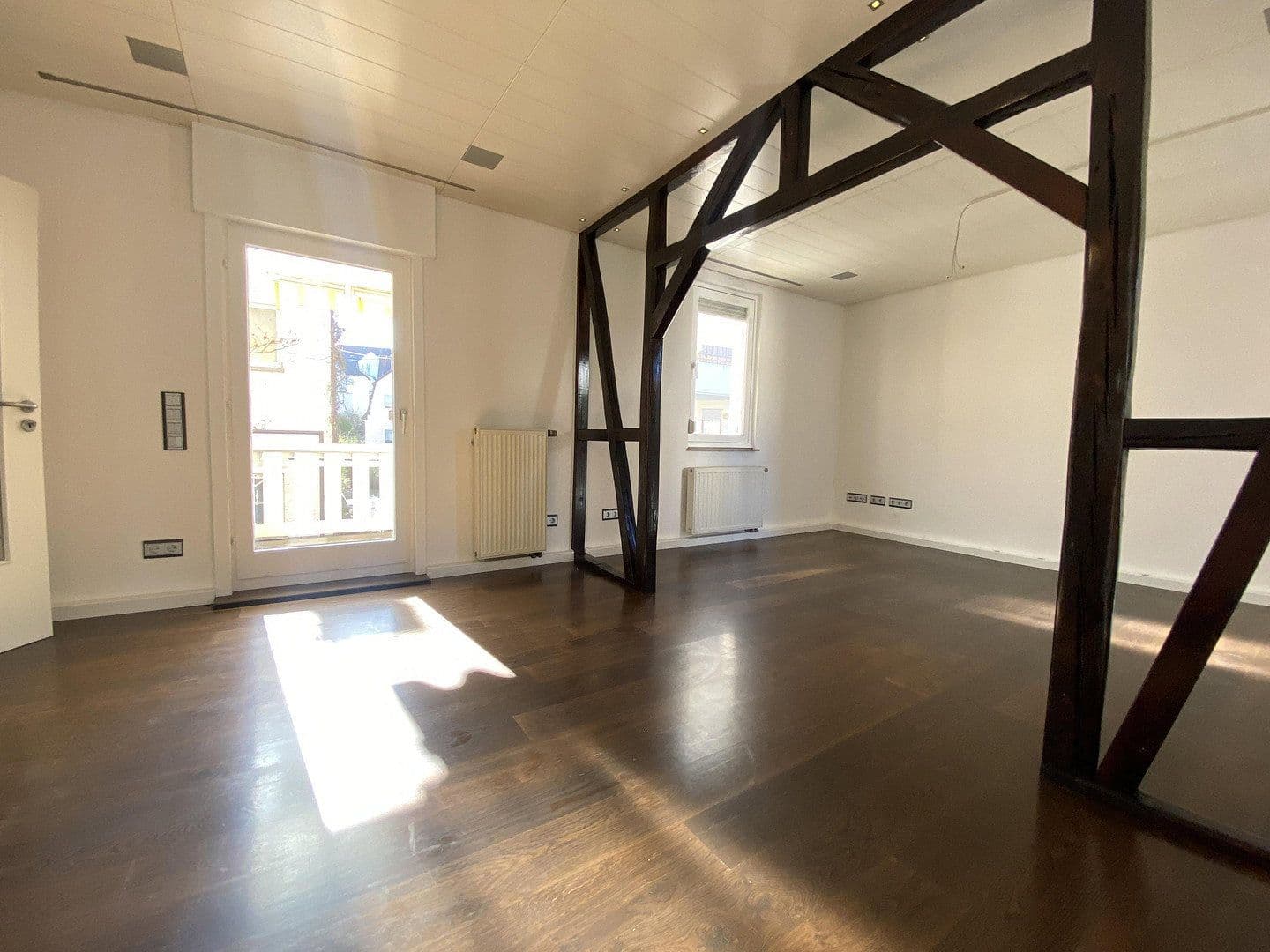 Pronájem domu 146 m², pozemek 162 m², Holzgrundstraße 17/2, Kornwestheim, Bádensko-Württembersko Pronájem domu 146 m², pozemek 162 m², Holzgrundstraße 17/2, Kornwestheim, Bádensko-Württembersko