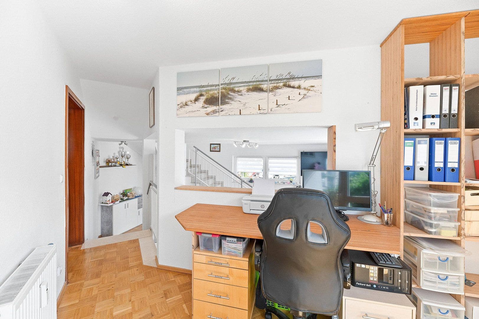 Pronájem bytu 4+1 109 m², Leonberg, Bádensko-Württembersko Pronájem bytu 4+1 109 m², Leonberg, Bádensko-Württembersko