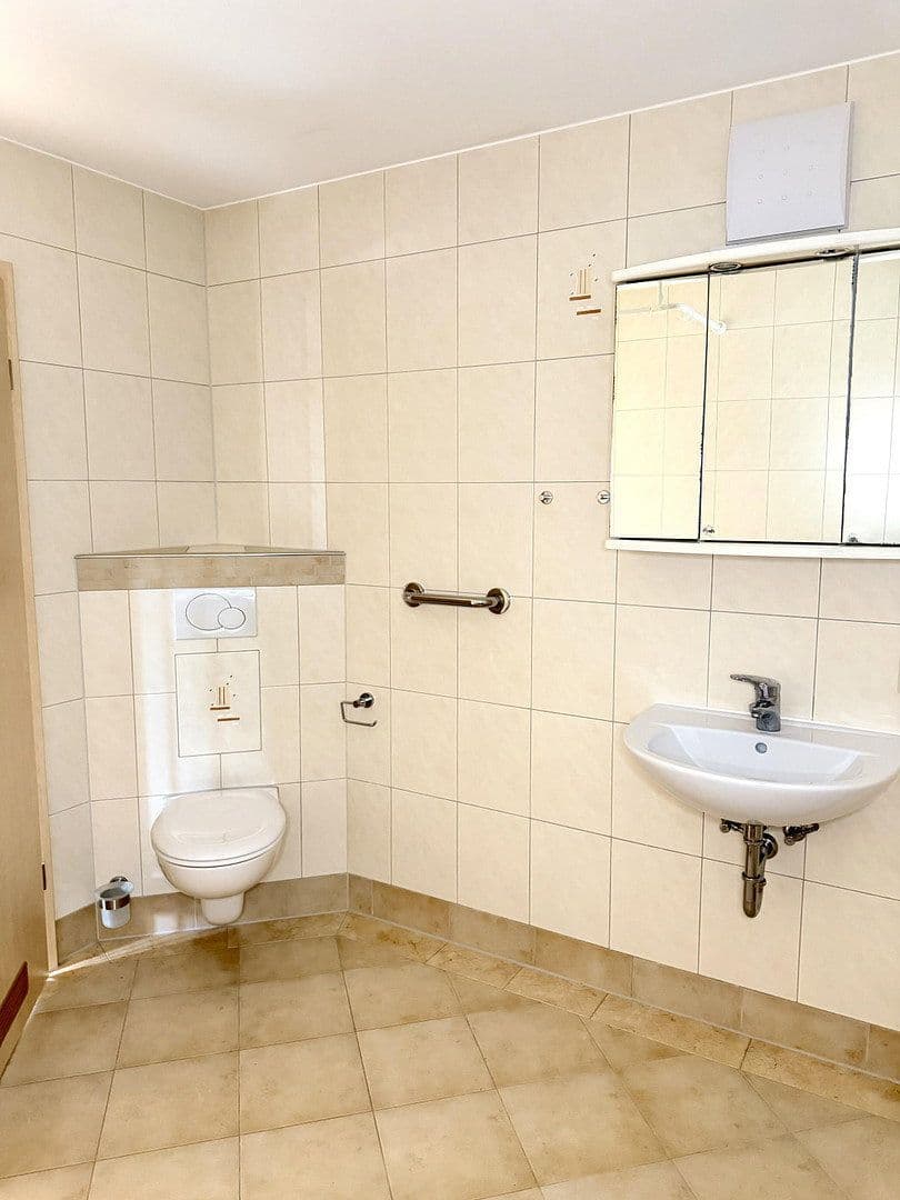 Pronájem bytu 2+1 61 m², Egenhauser Str. 41, Haiterbach, Bádensko-Württembersko Pronájem bytu 2+1 61 m², Egenhauser Str. 41, Haiterbach, Bádensko-Württembersko