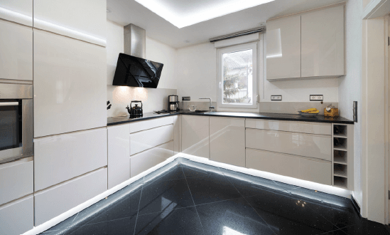 Pronájem bytu 6+kk 146 m², Holzgrundstraße 17/2, Kornwestheim, Bádensko-Württembersko Pronájem bytu 6+kk 146 m², Holzgrundstraße 17/2, Kornwestheim, Bádensko-Württembersko