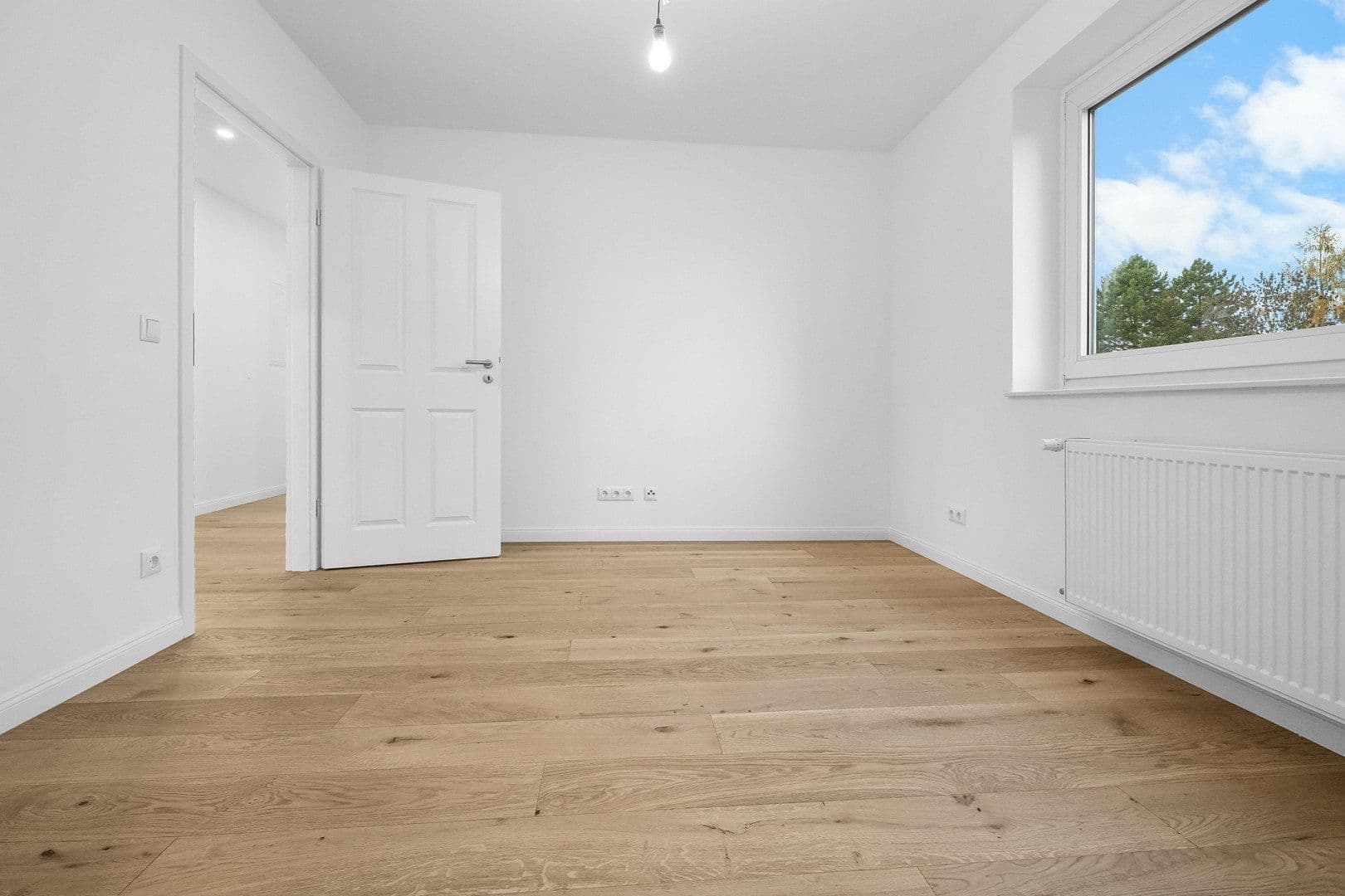 Pronájem bytu 2+1 56 m², Berliner Straße 11, Hannover, Dolní Sasko Pronájem bytu 2+1 56 m², Berliner Straße 11, Hannover, Dolní Sasko