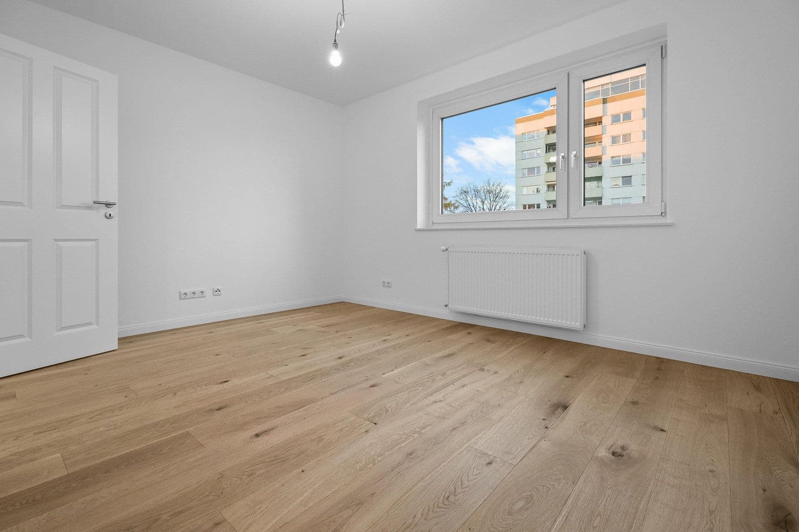 Pronájem bytu 2+1 56 m², Berliner Straße 11, Hannover, Dolní Sasko Pronájem bytu 2+1 56 m², Berliner Straße 11, Hannover, Dolní Sasko