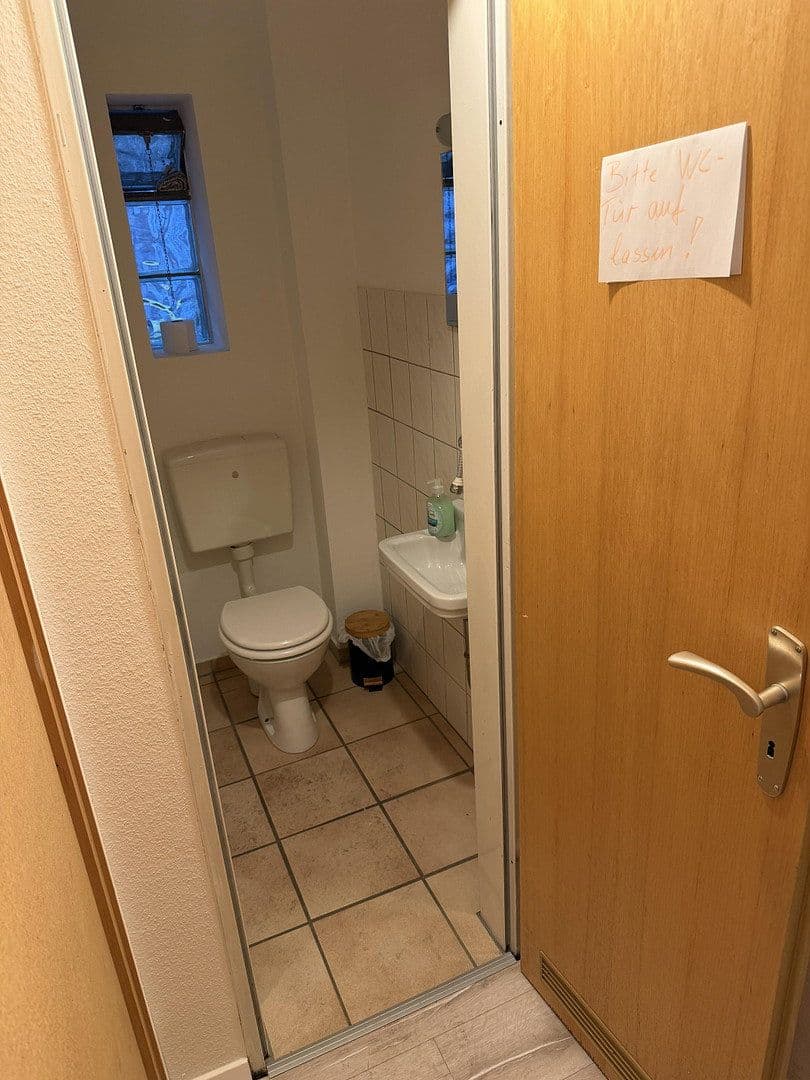 Pronájem kanceláře 52 m², Wuppertal, Severní Porýní-Vestfálsko Pronájem kanceláře 52 m², Wuppertal, Severní Porýní-Vestfálsko