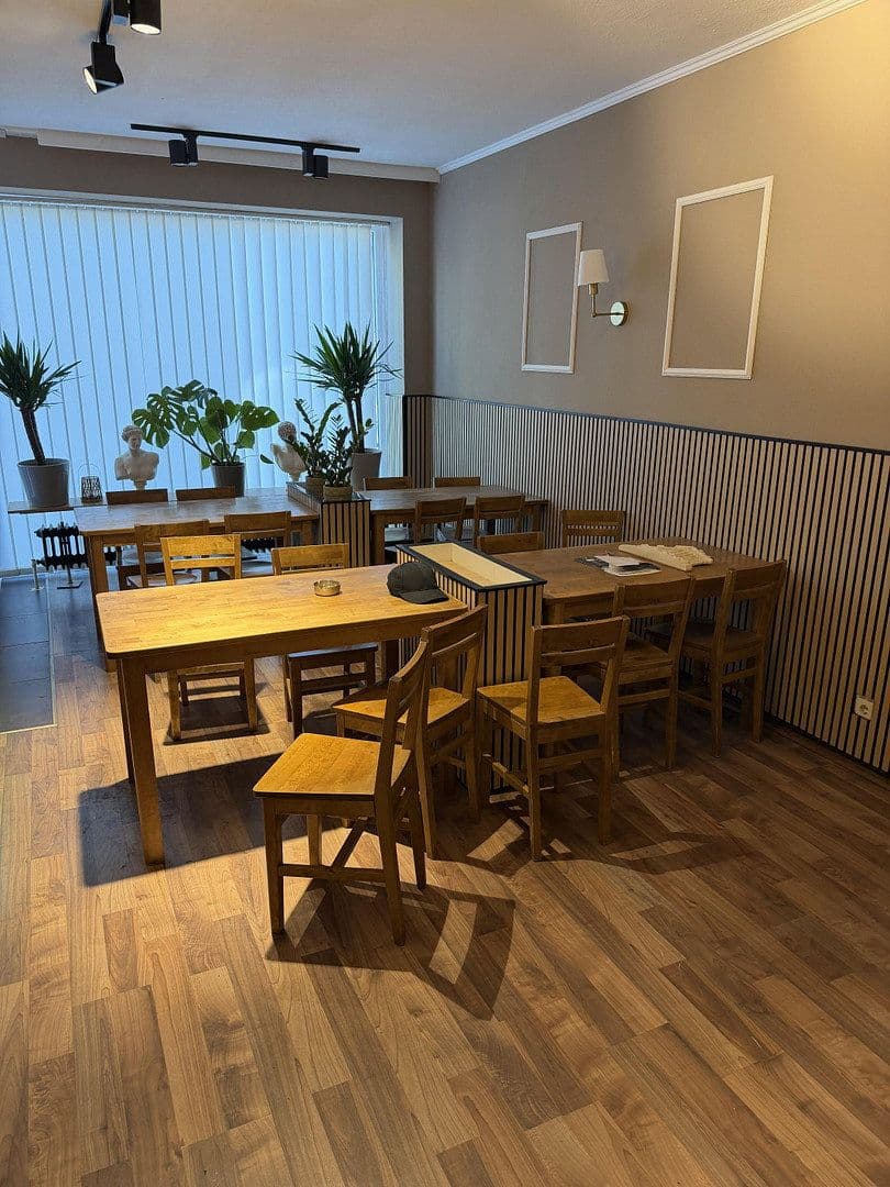Pronájem kanceláře 52 m², Wuppertal, Severní Porýní-Vestfálsko Pronájem kanceláře 52 m², Wuppertal, Severní Porýní-Vestfálsko
