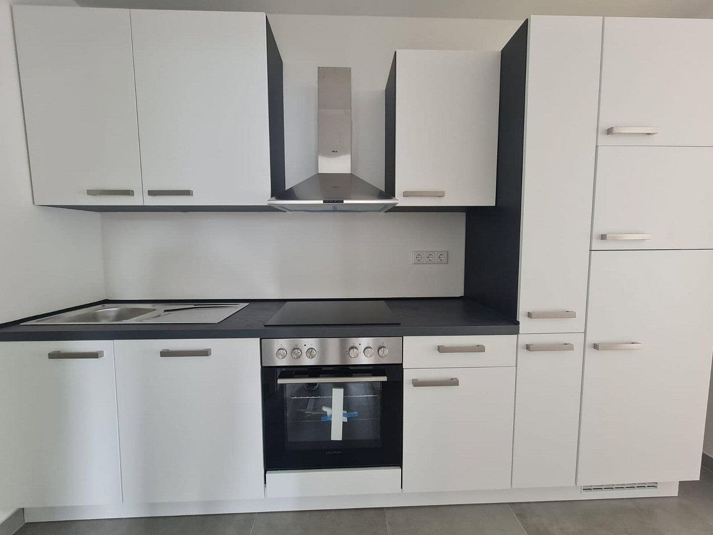 Pronájem bytu 2+1 50 m², Frintroper Str. 208, Essen, Severní Porýní-Vestfálsko Pronájem bytu 2+1 50 m², Frintroper Str. 208, Essen, Severní Porýní-Vestfálsko
