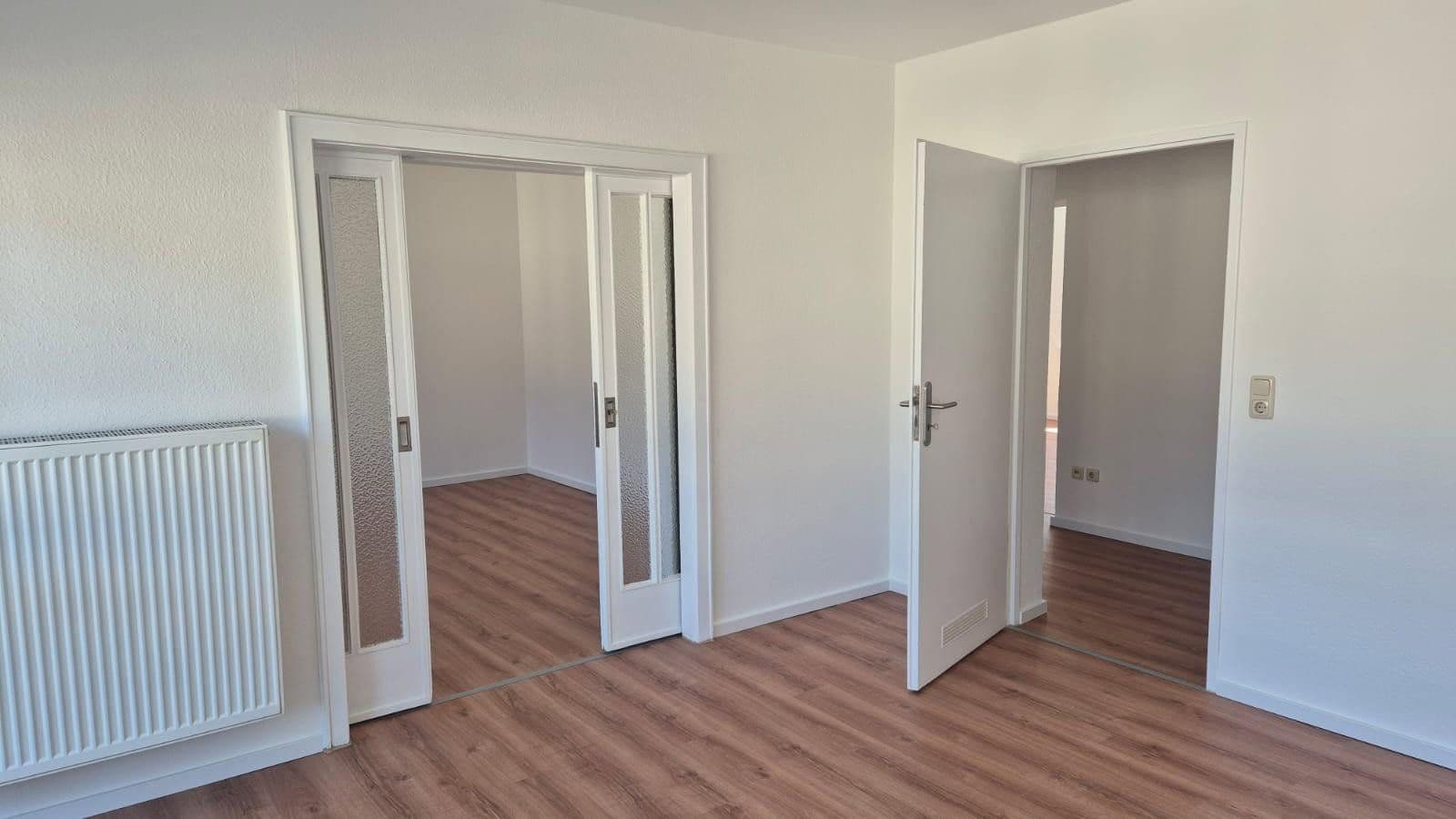 Pronájem bytu 3+1 74 m², Von-der-Tann-Straße 139, Nürnberg, Bavorsko Pronájem bytu 3+1 74 m², Von-der-Tann-Straße 139, Nürnberg, Bavorsko