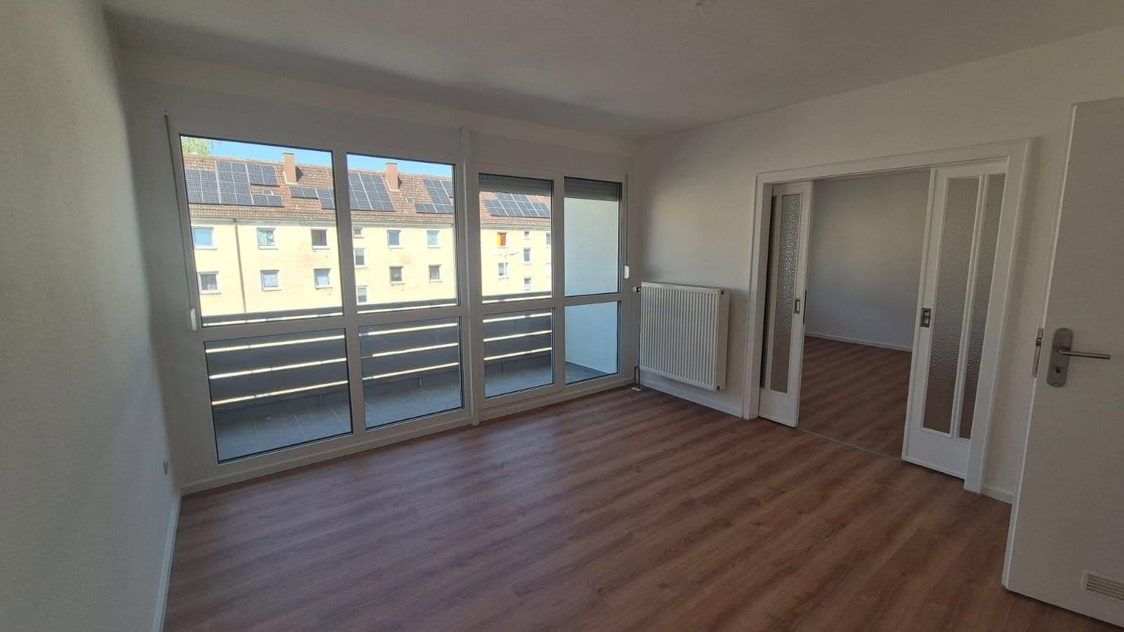 Pronájem bytu 3+1 74 m², Von-der-Tann-Straße 139, Nürnberg, Bavorsko Pronájem bytu 3+1 74 m², Von-der-Tann-Straße 139, Nürnberg, Bavorsko