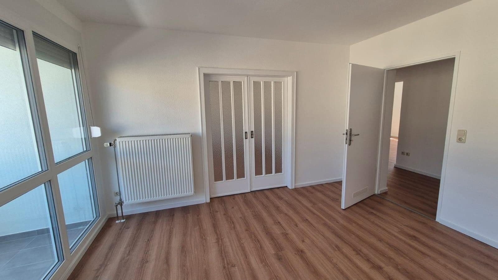 Pronájem bytu 3+1 74 m², Von-der-Tann-Straße 139, Nürnberg, Bavorsko Pronájem bytu 3+1 74 m², Von-der-Tann-Straße 139, Nürnberg, Bavorsko