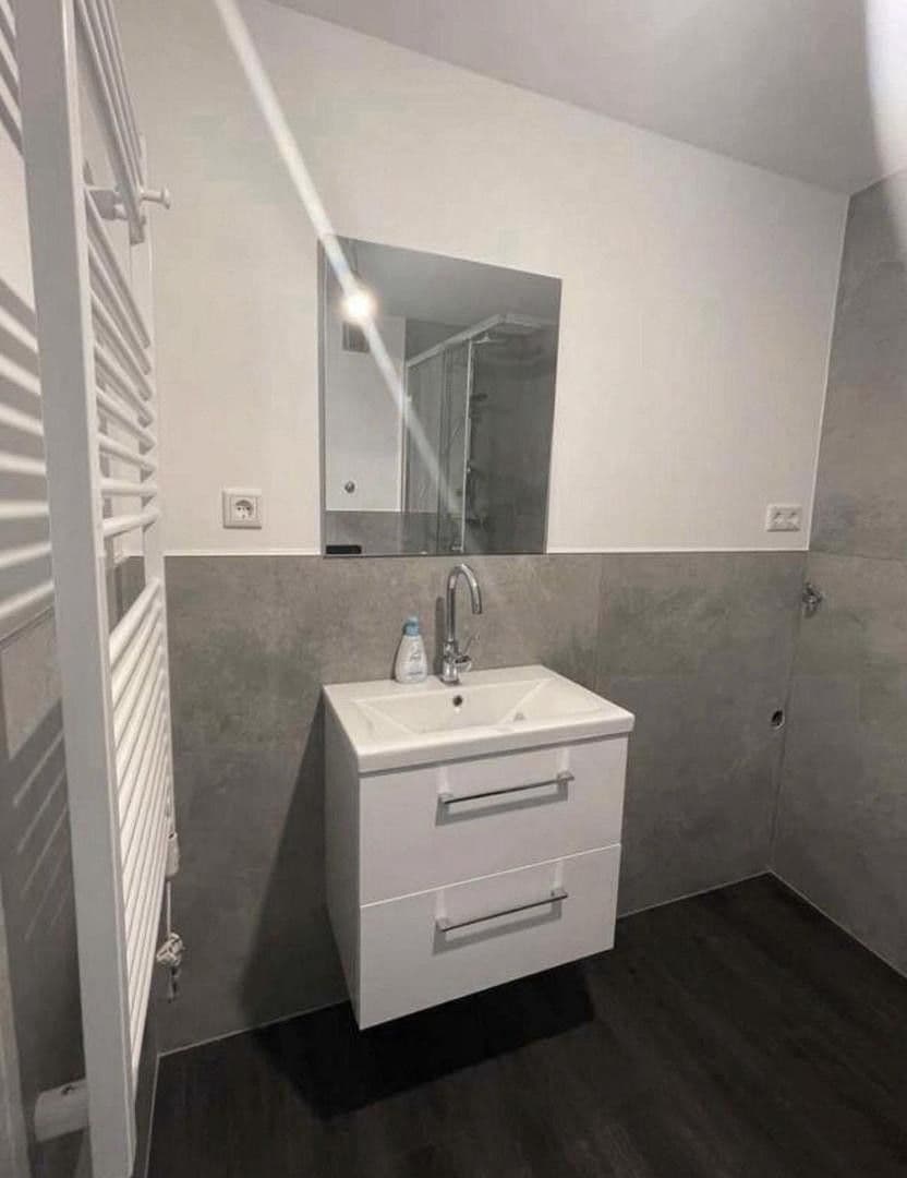 Pronájem bytu 2+1 60 m², Cáchy, Severní Porýní-Vestfálsko Pronájem bytu 2+1 60 m², Cáchy, Severní Porýní-Vestfálsko