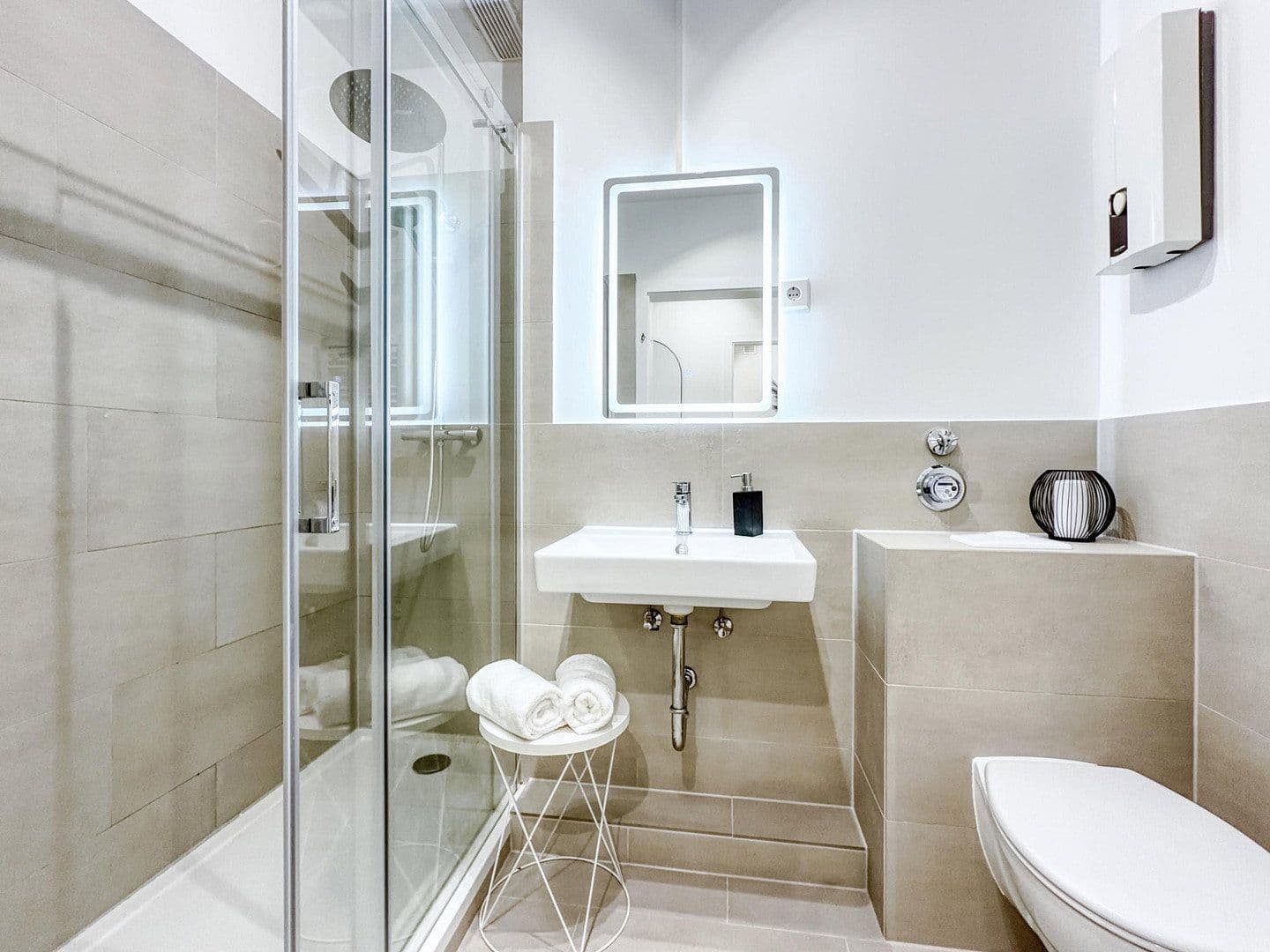 Prodej bytu 2+1 45 m², Hamburg Meiendorf, Hamburg Prodej bytu 2+1 45 m², Hamburg Meiendorf, Hamburg