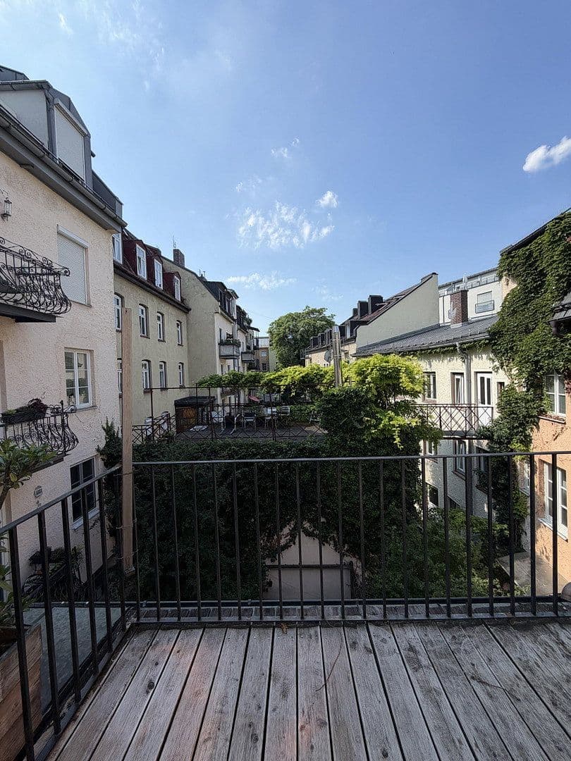 Prodej bytu 2+1 78 m², München, Bavorsko Prodej bytu 2+1 78 m², München, Bavorsko