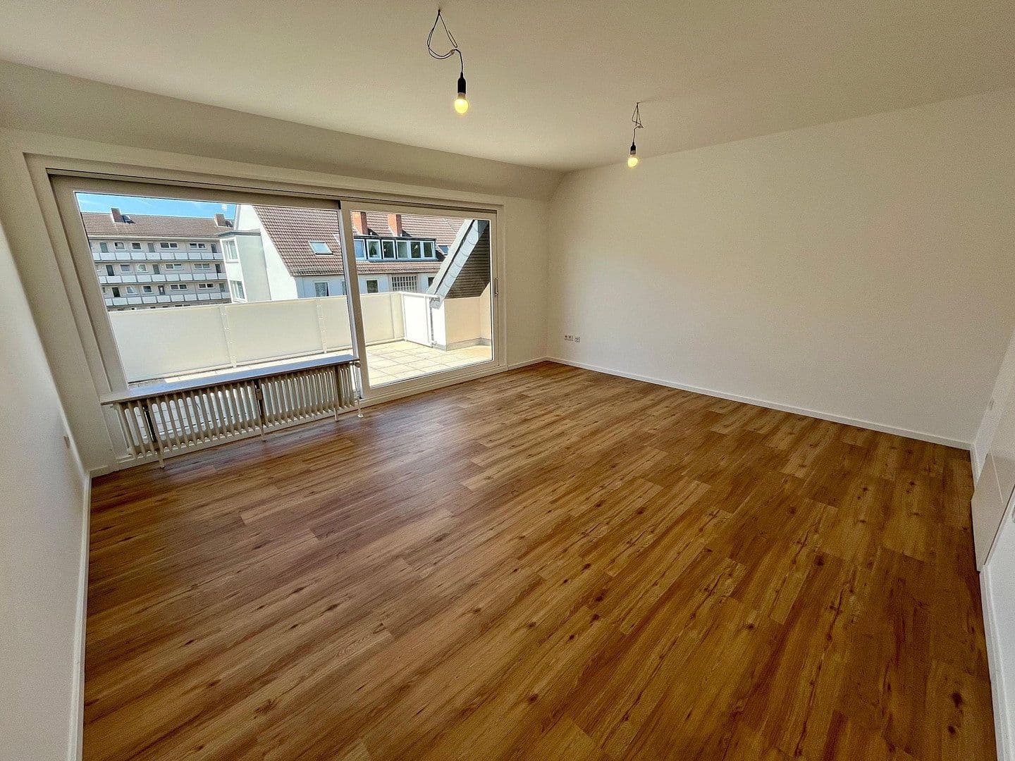 Prodej bytu 4+1 100 m², Scharnhorststraße 15a, Bremen, Bremen Prodej bytu 4+1 100 m², Scharnhorststraße 15a, Bremen, Bremen