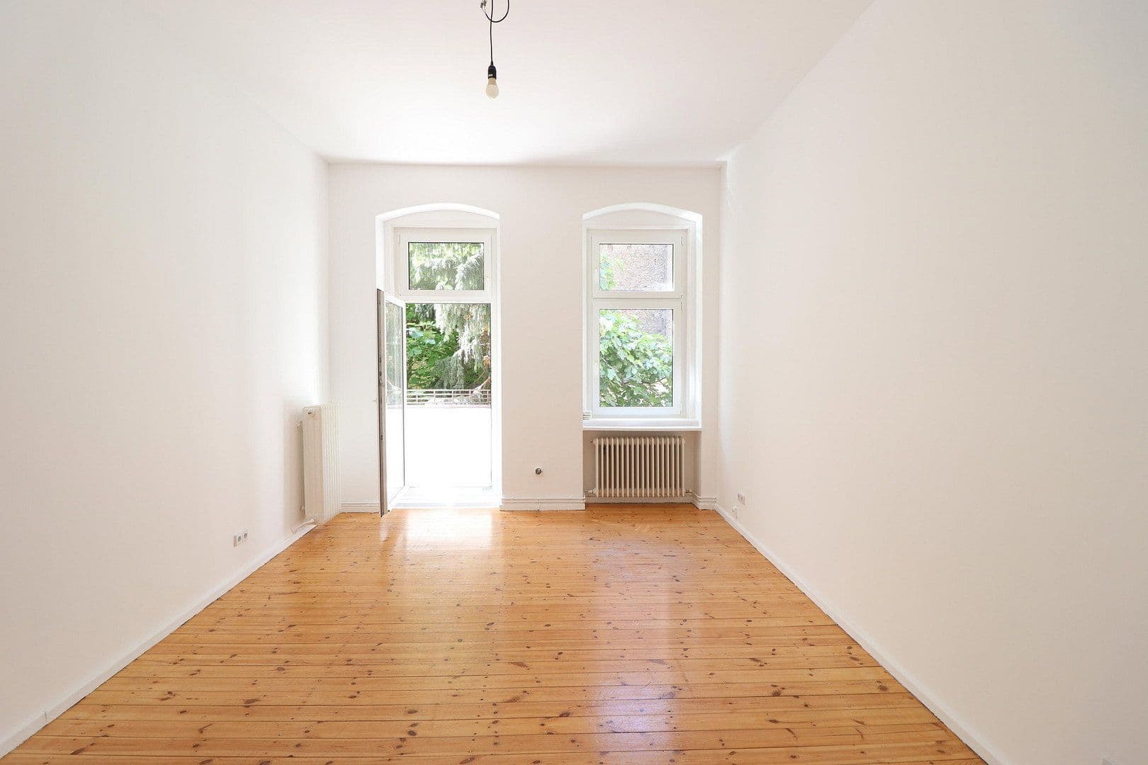 Pronájem bytu 2+1 62 m², Antwerpener Str. 00, Berlin, Berlín Pronájem bytu 2+1 62 m², Antwerpener Str. 00, Berlin, Berlín