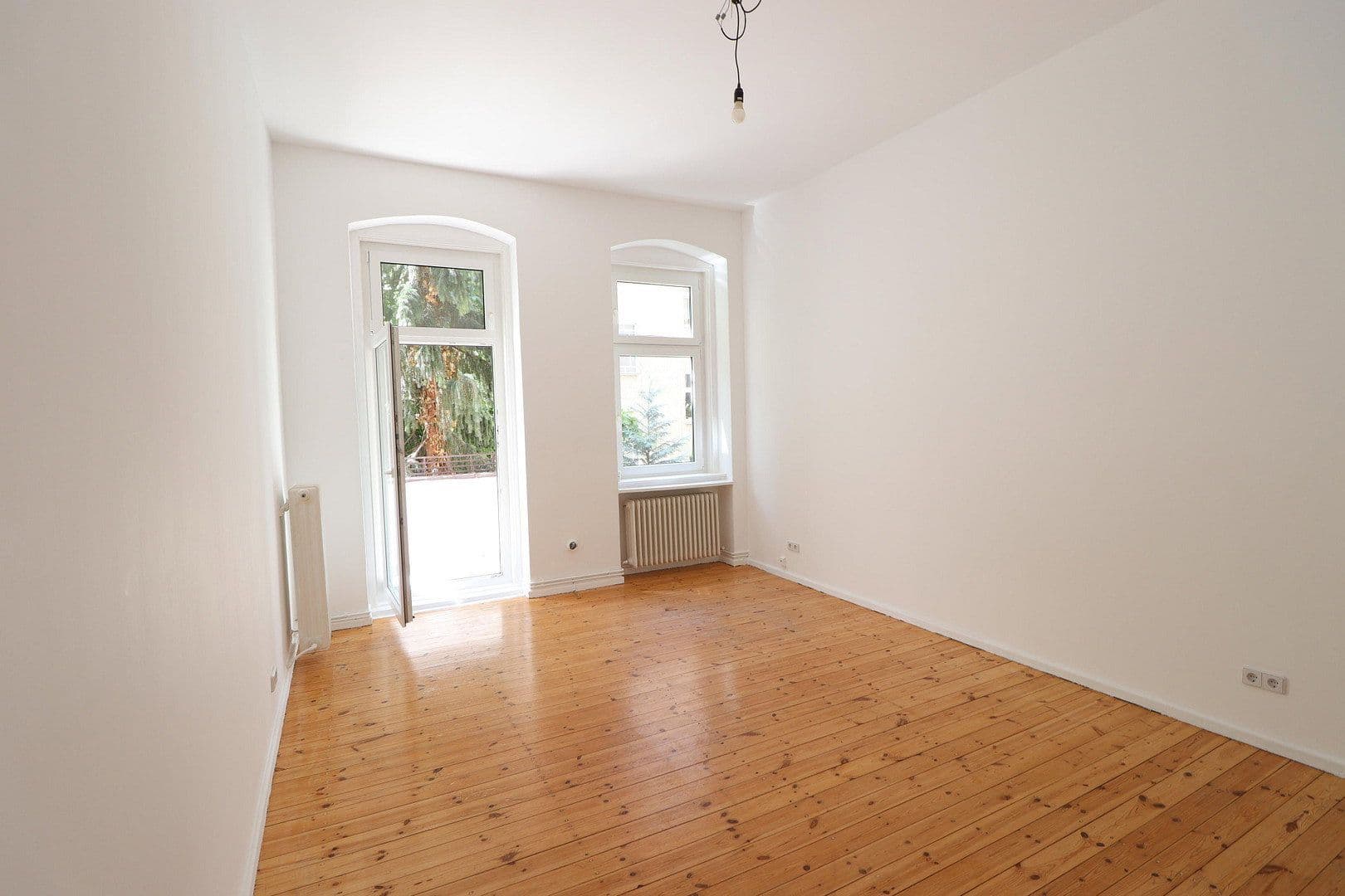 Pronájem bytu 2+1 62 m², Antwerpener Str. 00, Berlin, Berlín Pronájem bytu 2+1 62 m², Antwerpener Str. 00, Berlin, Berlín