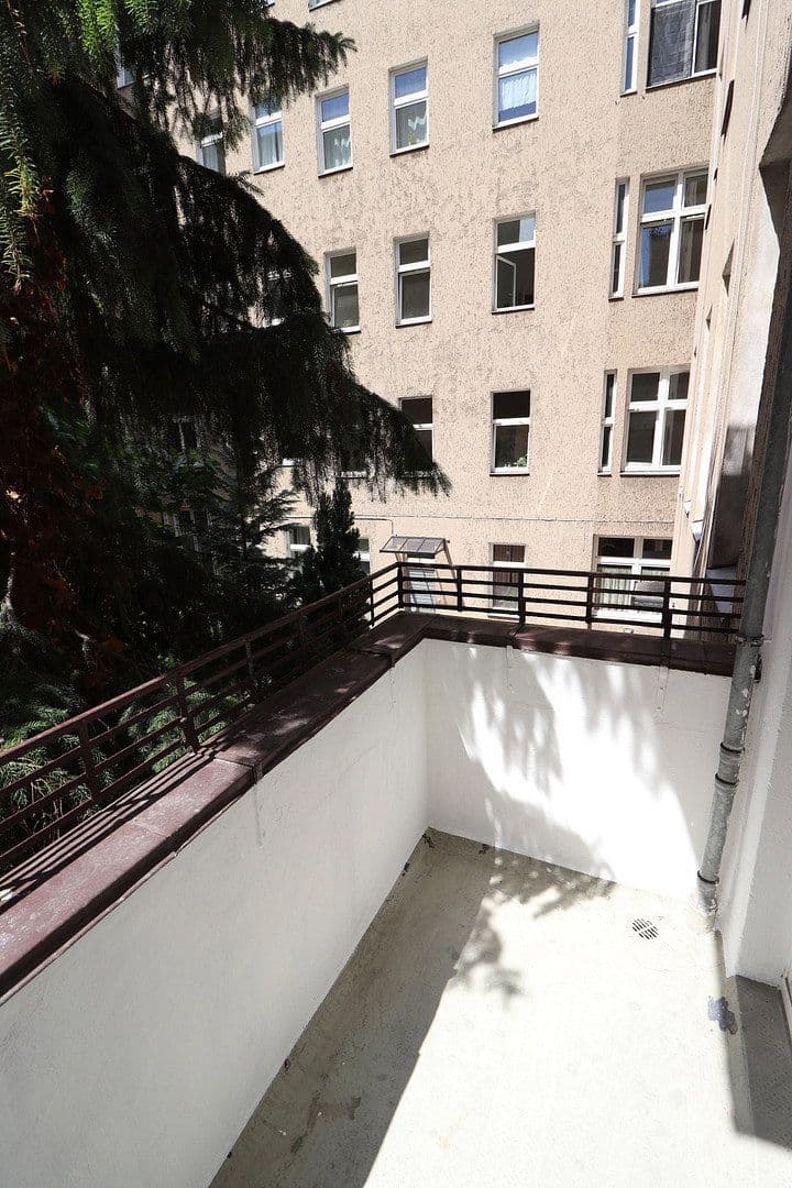 Pronájem bytu 2+1 62 m², Antwerpener Str. 00, Berlin, Berlín Pronájem bytu 2+1 62 m², Antwerpener Str. 00, Berlin, Berlín
