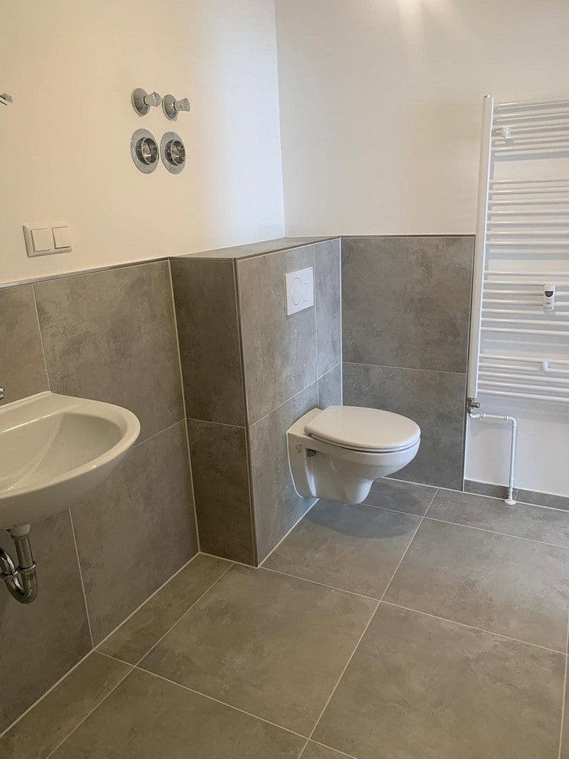 Pronájem bytu 2+kk 69 m², Feldbergstraße 14, Heusenstamm, Hessen Pronájem bytu 2+kk 69 m², Feldbergstraße 14, Heusenstamm, Hessen