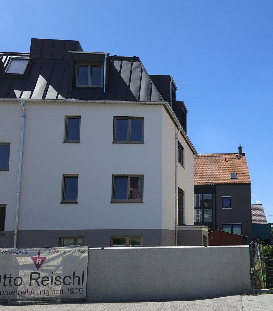 Pronájem bytu 3+1 68 m², Schillerstraße 22b, Dachau, Bavorsko Pronájem bytu 3+1 68 m², Schillerstraße 22b, Dachau, Bavorsko