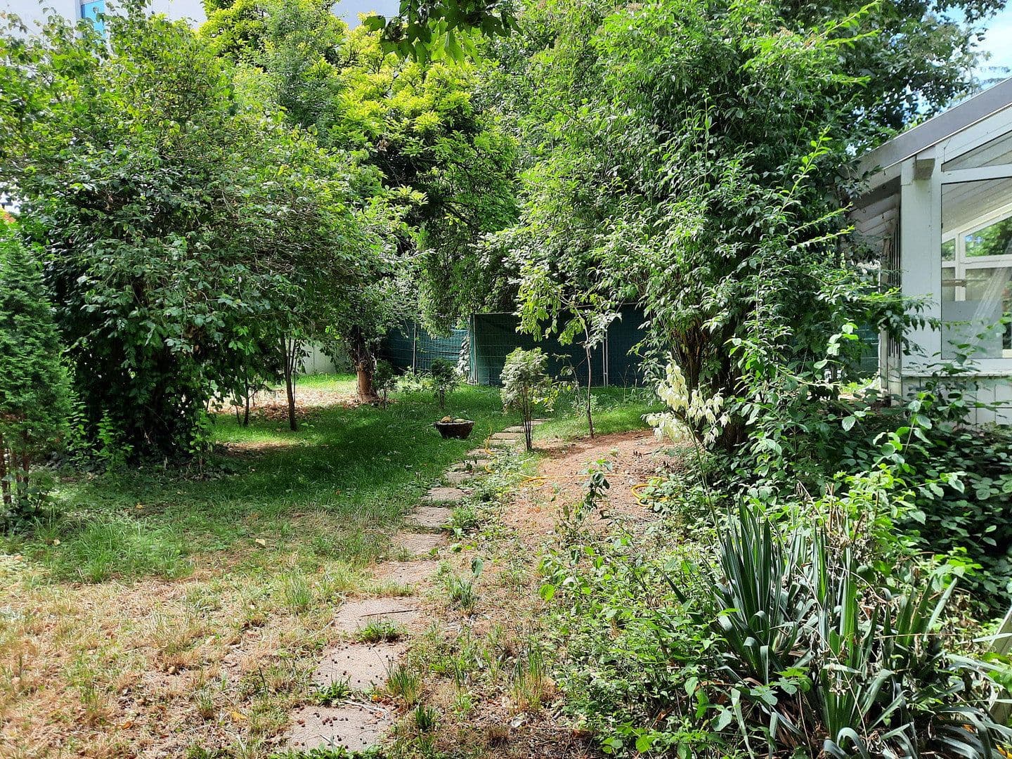 Prodej domu 234 m², pozemek 449 m², Korntal-Münchingen, Bádensko-Württembersko Prodej domu 234 m², pozemek 449 m², Korntal-Münchingen, Bádensko-Württembersko