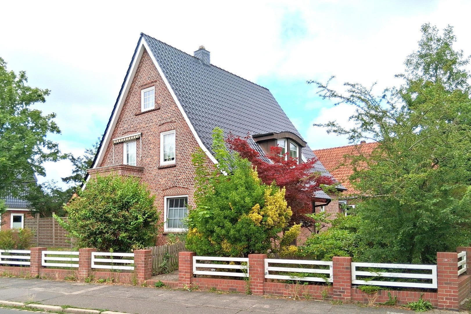 Prodej domu 163 m², pozemek 694 m², Rendsburg, Šlesvicko-Holštýnsko Prodej domu 163 m², pozemek 694 m², Rendsburg, Šlesvicko-Holštýnsko