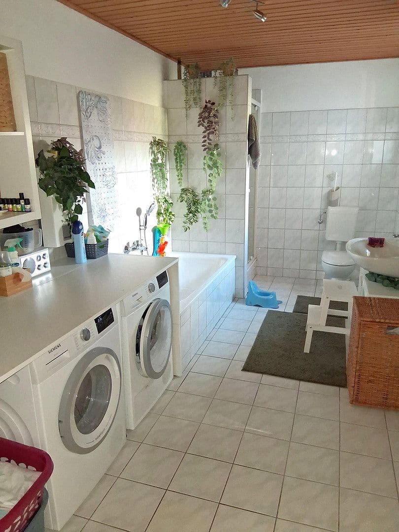 Prodej domu 163 m², pozemek 694 m², Rendsburg, Šlesvicko-Holštýnsko Prodej domu 163 m², pozemek 694 m², Rendsburg, Šlesvicko-Holštýnsko