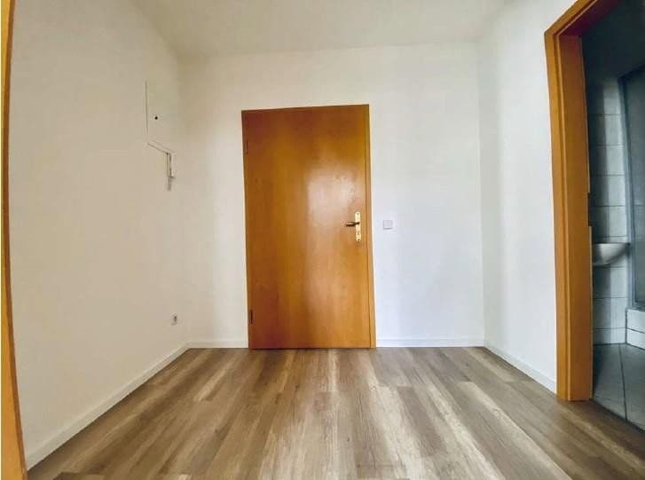Pronájem bytu 1+1 38 m², Inselstraße 14, Chemnitz, Sasko Pronájem bytu 1+1 38 m², Inselstraße 14, Chemnitz, Sasko