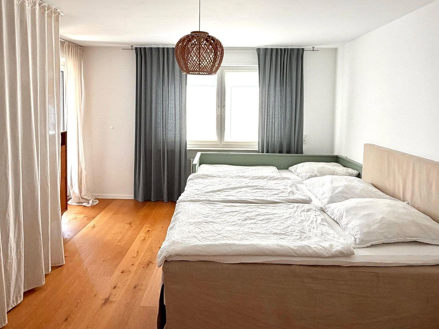 Prodej bytu 4+1 97 m², Stuttgart, Bádensko-Württembersko Prodej bytu 4+1 97 m², Stuttgart, Bádensko-Württembersko