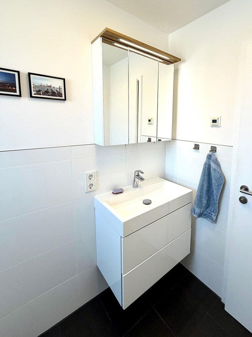 Prodej bytu 4+1 97 m², Stuttgart, Bádensko-Württembersko Prodej bytu 4+1 97 m², Stuttgart, Bádensko-Württembersko