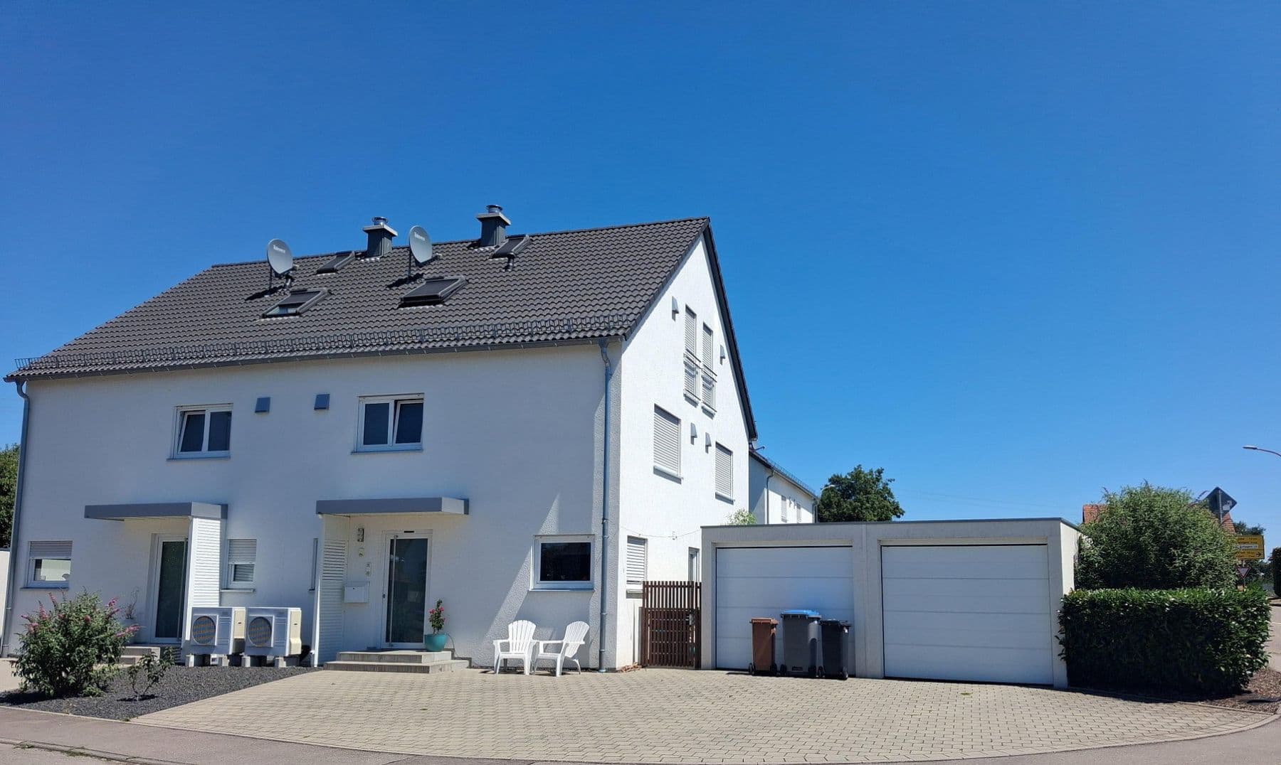 Pronájem domu 155 m², pozemek 418 m², Eutingen im Gäu, Bádensko-Württembersko Pronájem domu 155 m², pozemek 418 m², Eutingen im Gäu, Bádensko-Württembersko