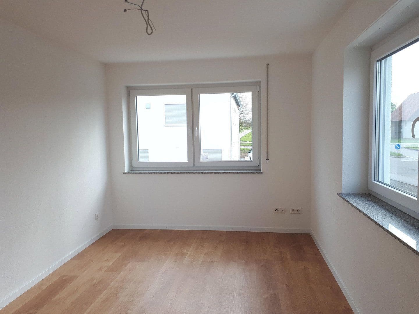 Pronájem domu 155 m², pozemek 418 m², Eutingen im Gäu, Bádensko-Württembersko Pronájem domu 155 m², pozemek 418 m², Eutingen im Gäu, Bádensko-Württembersko