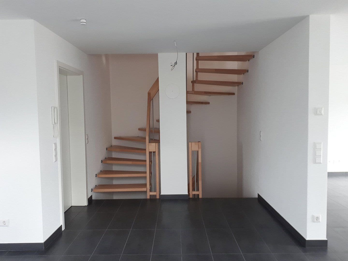 Pronájem domu 155 m², pozemek 418 m², Eutingen im Gäu, Bádensko-Württembersko Pronájem domu 155 m², pozemek 418 m², Eutingen im Gäu, Bádensko-Württembersko