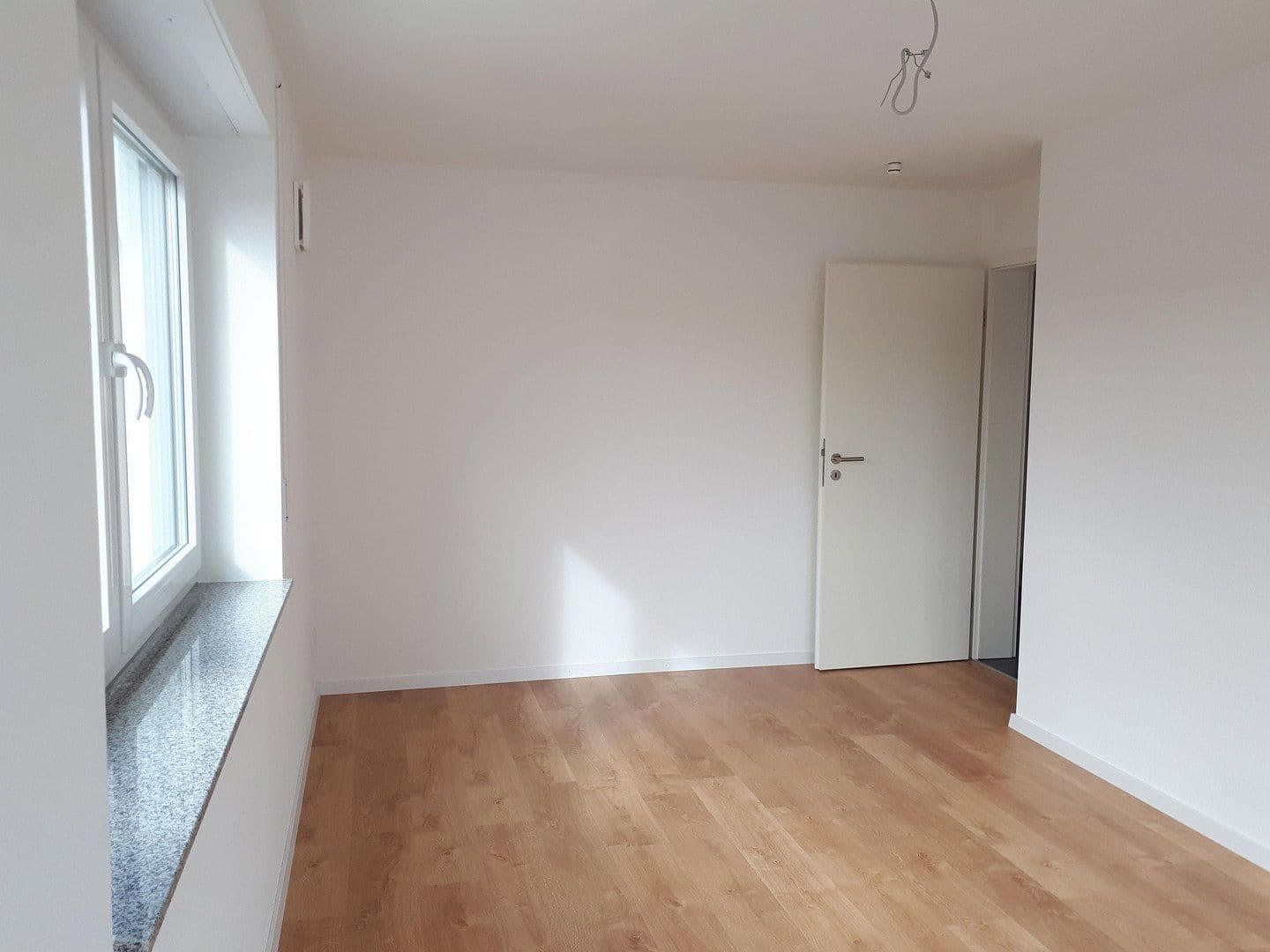 Pronájem domu 155 m², pozemek 418 m², Eutingen im Gäu, Bádensko-Württembersko Pronájem domu 155 m², pozemek 418 m², Eutingen im Gäu, Bádensko-Württembersko