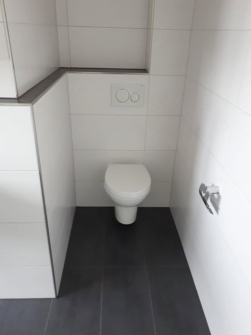 Pronájem domu 155 m², pozemek 418 m², Eutingen im Gäu, Bádensko-Württembersko Pronájem domu 155 m², pozemek 418 m², Eutingen im Gäu, Bádensko-Württembersko