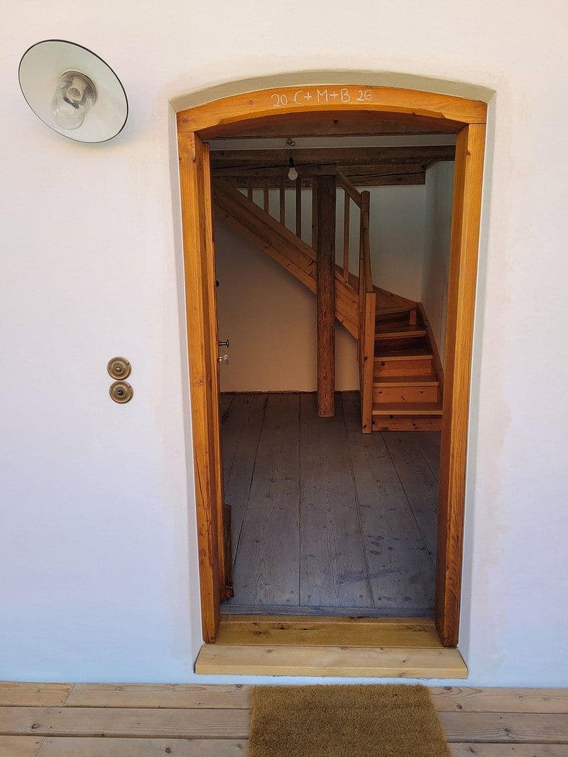Pronájem bytu 4+1 60 m², Fuchstal / Leeder, Bavorsko Pronájem bytu 4+1 60 m², Fuchstal / Leeder, Bavorsko