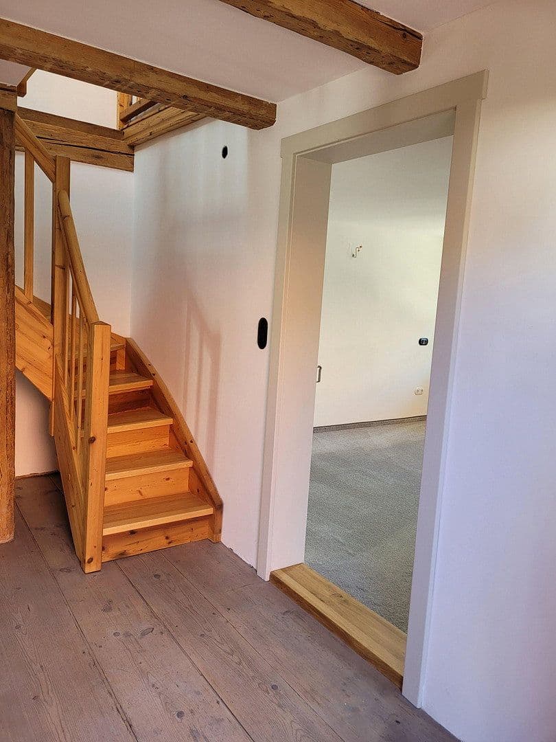 Pronájem bytu 4+1 60 m², Fuchstal / Leeder, Bavorsko Pronájem bytu 4+1 60 m², Fuchstal / Leeder, Bavorsko