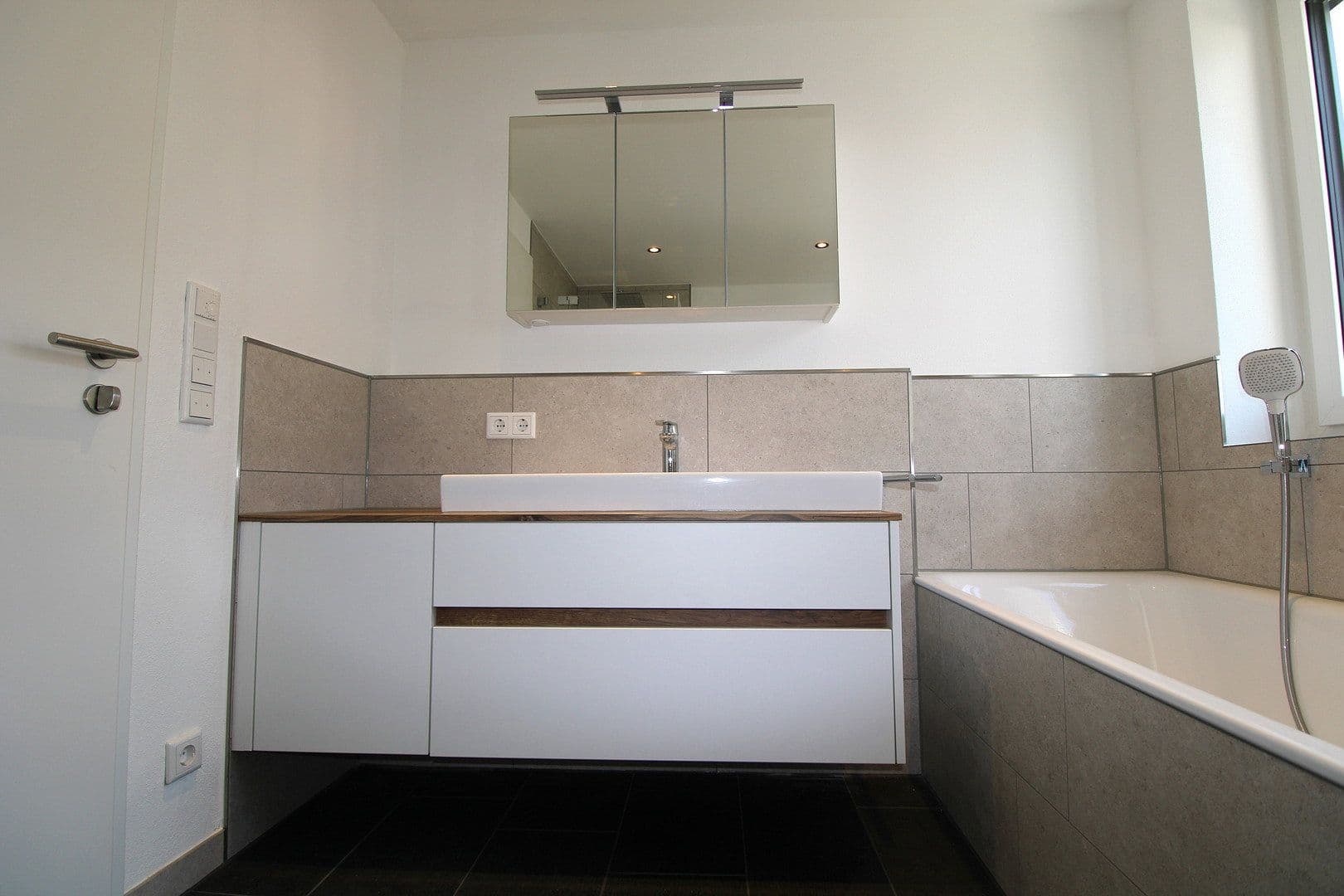 Pronájem bytu 4+1 117 m², Fasanenstr. 11, Manching, Bavorsko Pronájem bytu 4+1 117 m², Fasanenstr. 11, Manching, Bavorsko