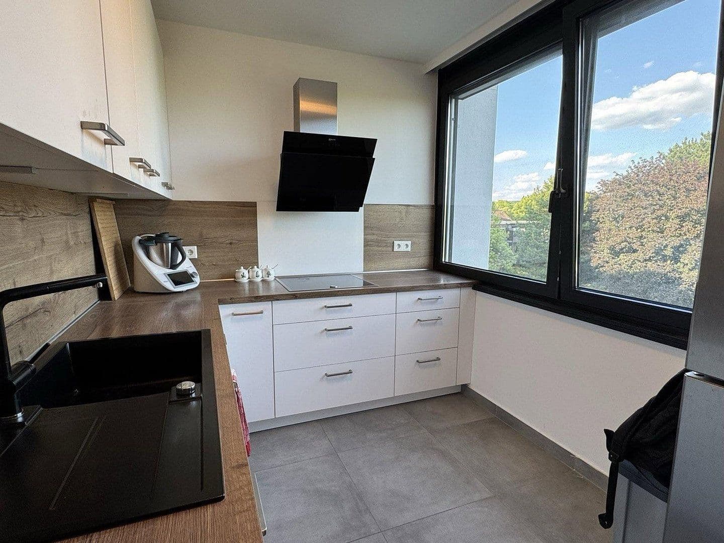 Prodej bytu 4+1 120 m², Herchenbachstr. 5, Düsseldorf, Severní Porýní-Vestfálsko Prodej bytu 4+1 120 m², Herchenbachstr. 5, Düsseldorf, Severní Porýní-Vestfálsko