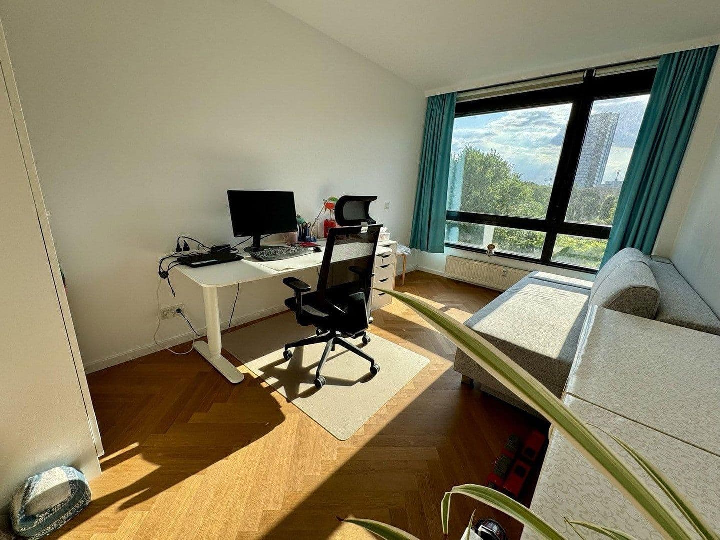 Prodej bytu 4+1 120 m², Herchenbachstr. 5, Düsseldorf, Severní Porýní-Vestfálsko Prodej bytu 4+1 120 m², Herchenbachstr. 5, Düsseldorf, Severní Porýní-Vestfálsko