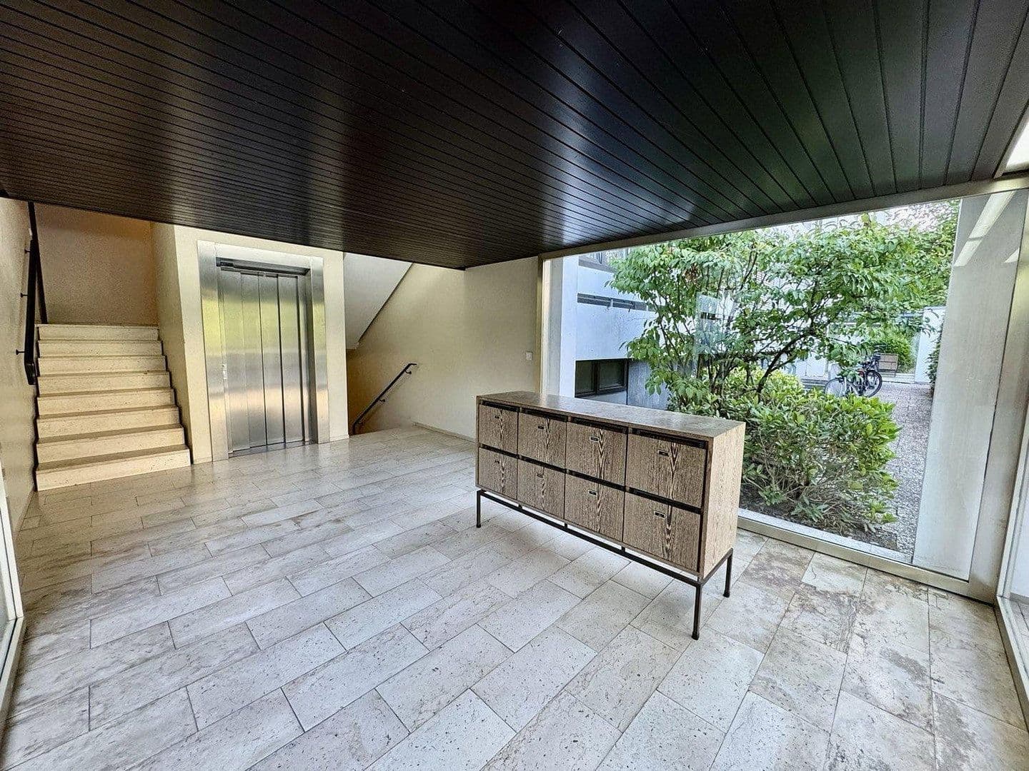Prodej bytu 4+1 120 m², Herchenbachstr. 5, Düsseldorf, Severní Porýní-Vestfálsko Prodej bytu 4+1 120 m², Herchenbachstr. 5, Düsseldorf, Severní Porýní-Vestfálsko