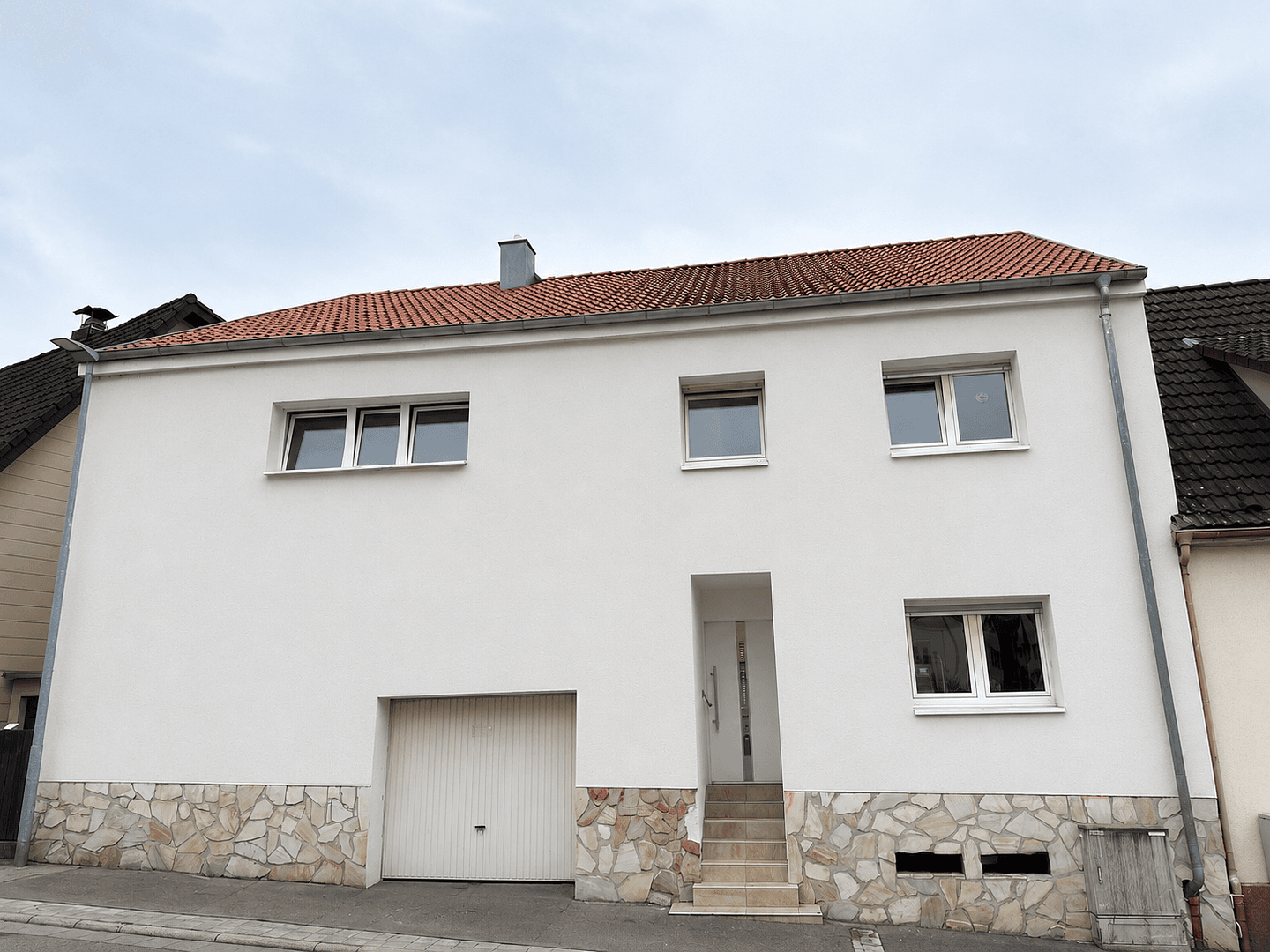 Pronájem bytu 264 m², Sternweiler Str. 21, Mühlhausen, Bádensko-Württembersko Pronájem bytu 264 m², Sternweiler Str. 21, Mühlhausen, Bádensko-Württembersko