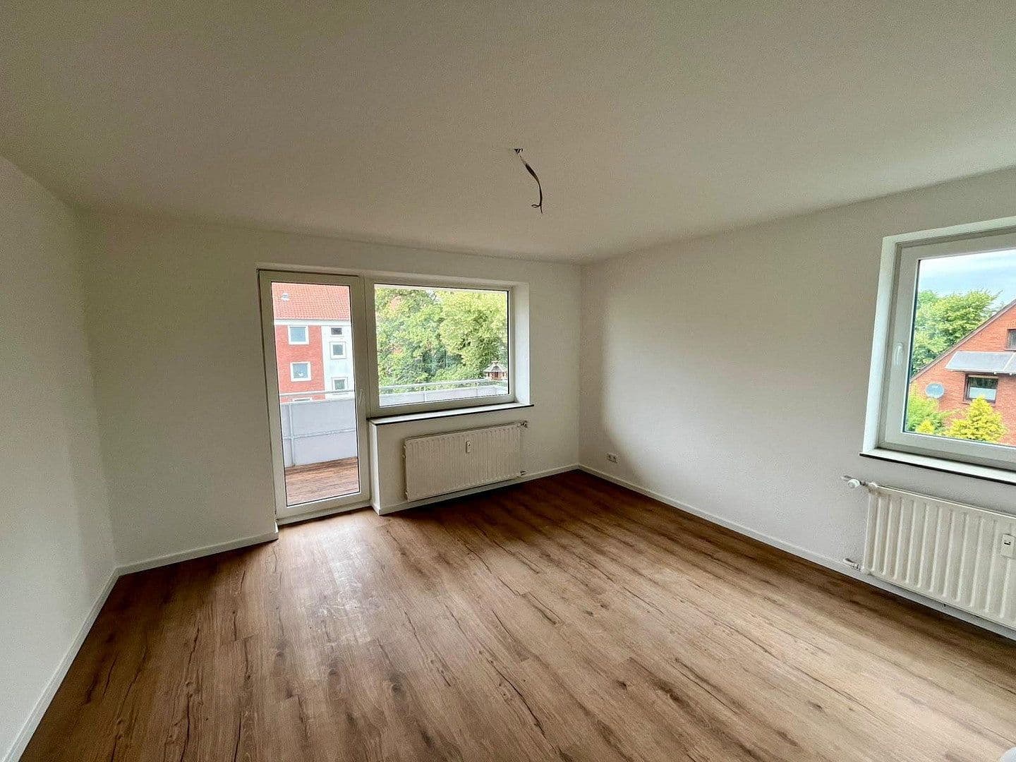Prodej bytu 2+1 56 m², Buchenstraße 62, Sulingen, Dolní Sasko Prodej bytu 2+1 56 m², Buchenstraße 62, Sulingen, Dolní Sasko