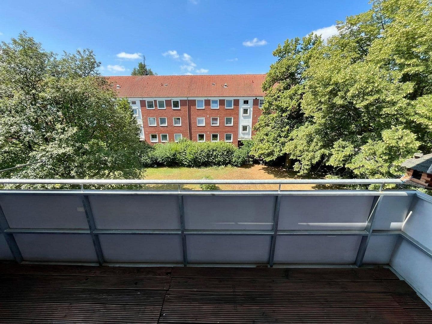 Prodej bytu 2+1 56 m², Buchenstraße 62, Sulingen, Dolní Sasko Prodej bytu 2+1 56 m², Buchenstraße 62, Sulingen, Dolní Sasko