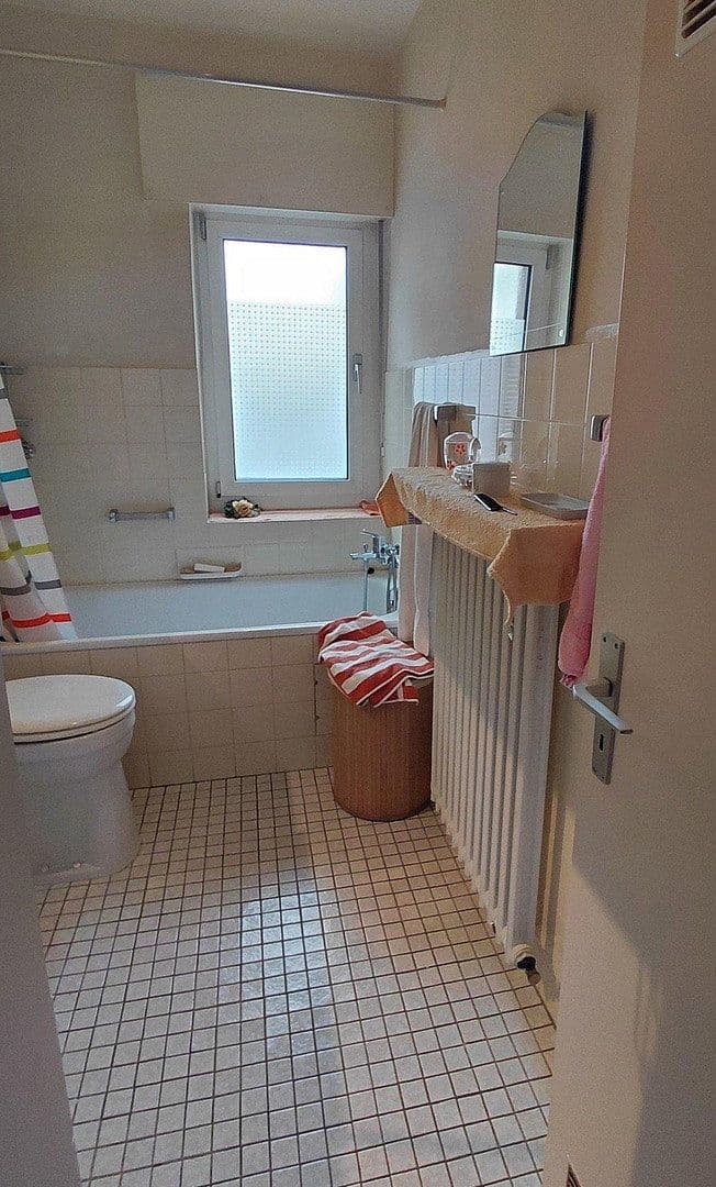 Prodej bytu 4+1 104 m², Köln, Severní Porýní-Vestfálsko Prodej bytu 4+1 104 m², Köln, Severní Porýní-Vestfálsko