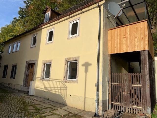 Prodej domu 180 m², pozemek 400 m², Roßmäßlerstraße 34, Tharandt, Sasko Prodej domu 180 m², pozemek 400 m², Roßmäßlerstraße 34, Tharandt, Sasko