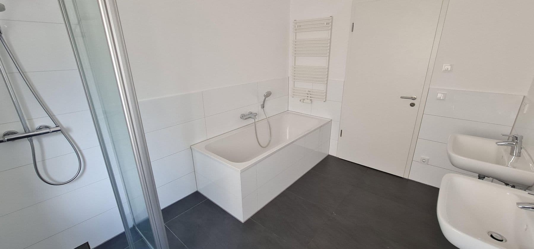 Pronájem bytu 2+1 73 m², Am Gutspark 2, Berlin, Berlín Pronájem bytu 2+1 73 m², Am Gutspark 2, Berlin, Berlín