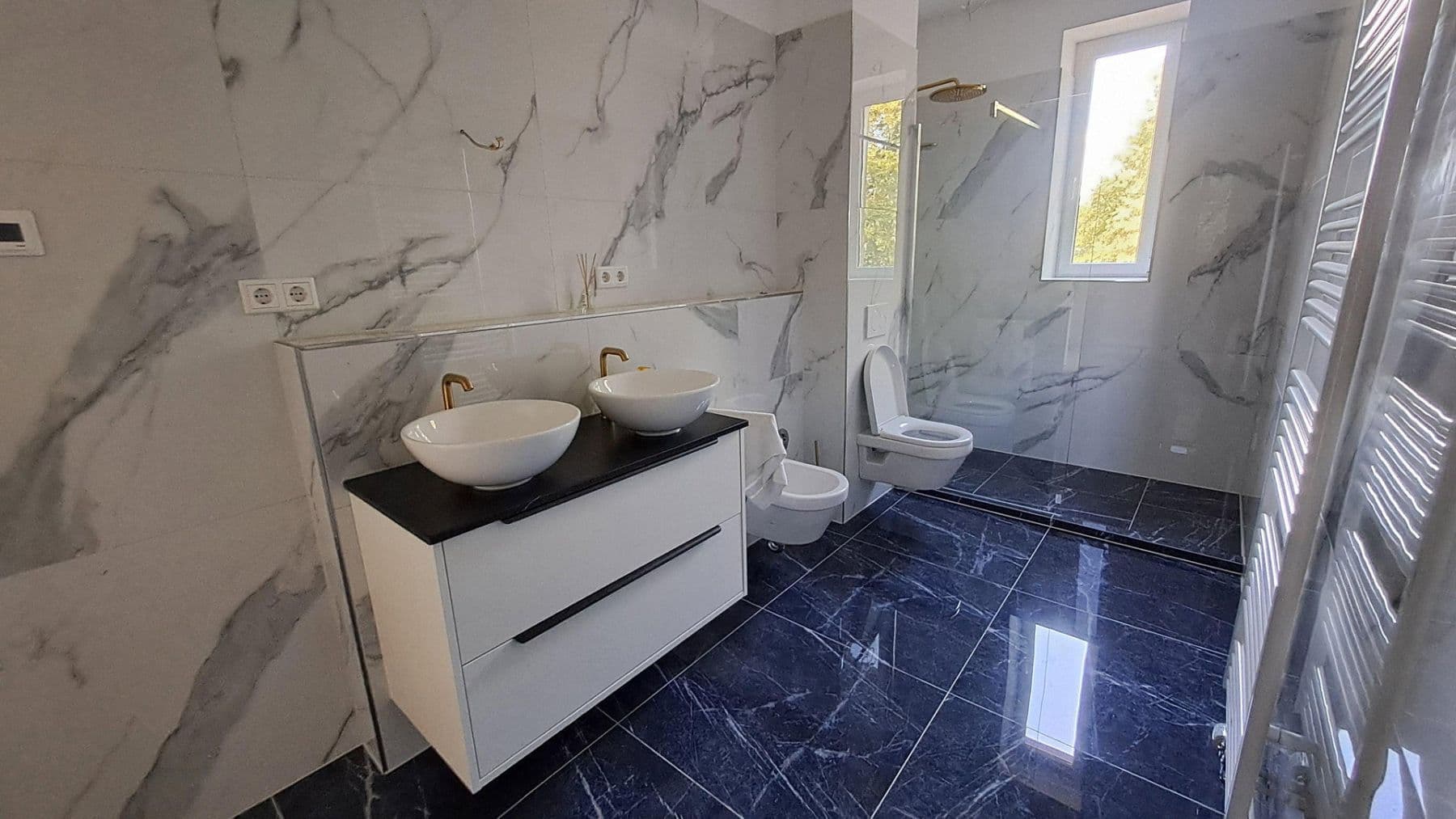 Prodej bytu 6+1 134 m², Velbert, Severní Porýní-Vestfálsko Prodej bytu 6+1 134 m², Velbert, Severní Porýní-Vestfálsko